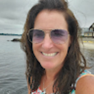 Meet your Posher, Jacqueline